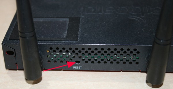 reset8 mikrotik reset